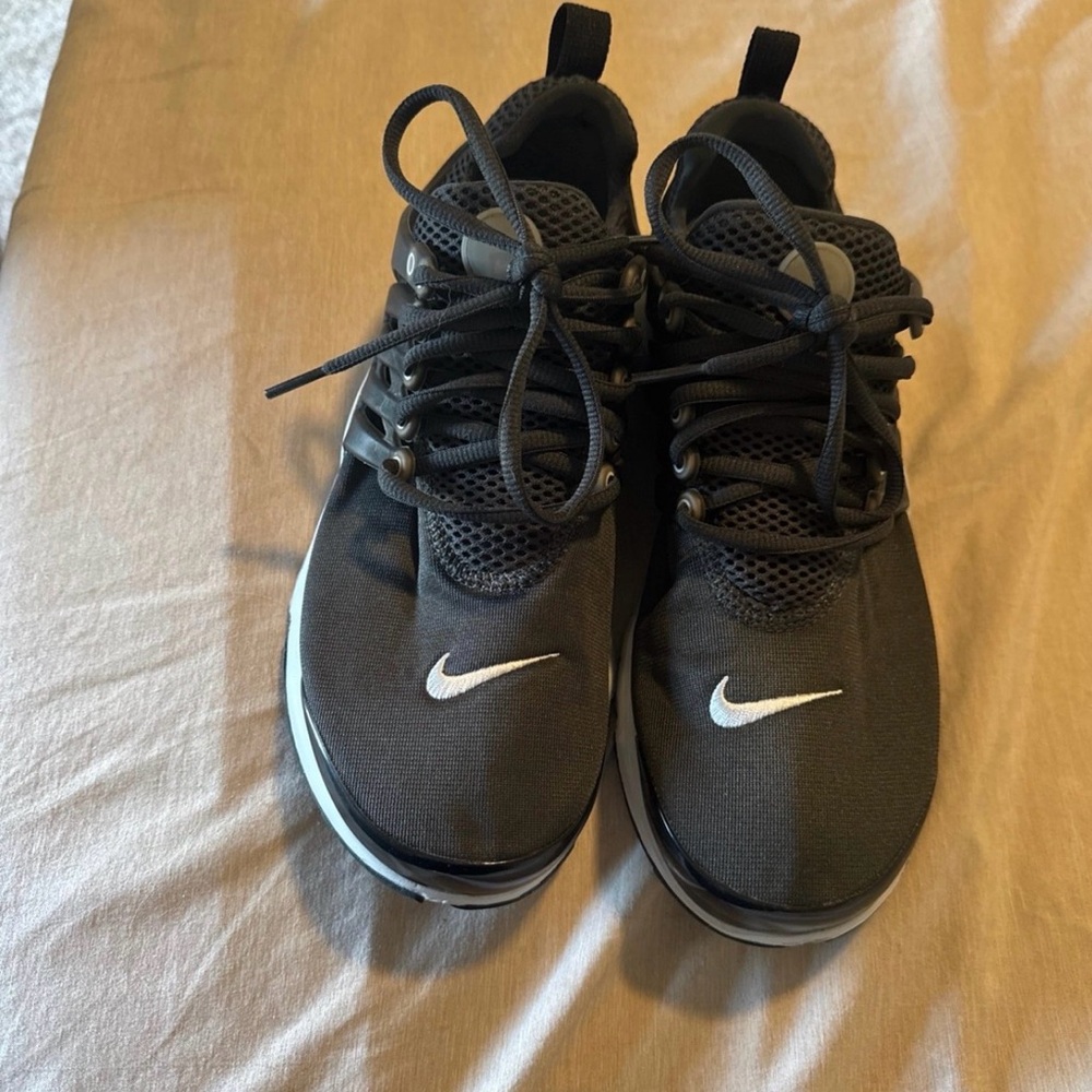 Nike Women Black Sneakers